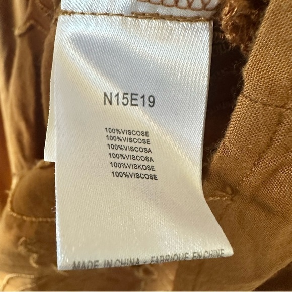 MOLLY Bracken-Almond Brown Coastal Cowgirl Floral Bottom Detail (Size:Small) - Picture 11 of 12